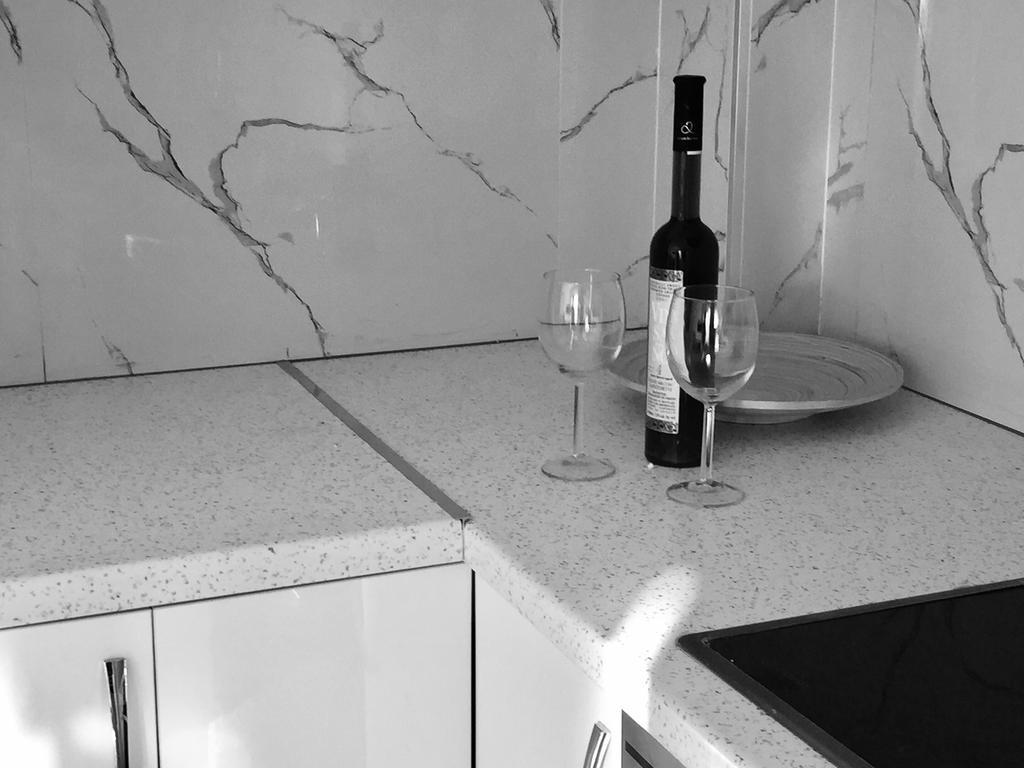 Skyfall Apartment Sarandë Exterior foto